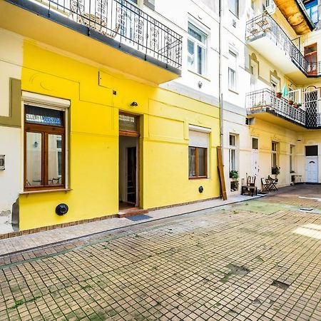Bpr Cozy Rosie Apartment Budapeste Exterior foto