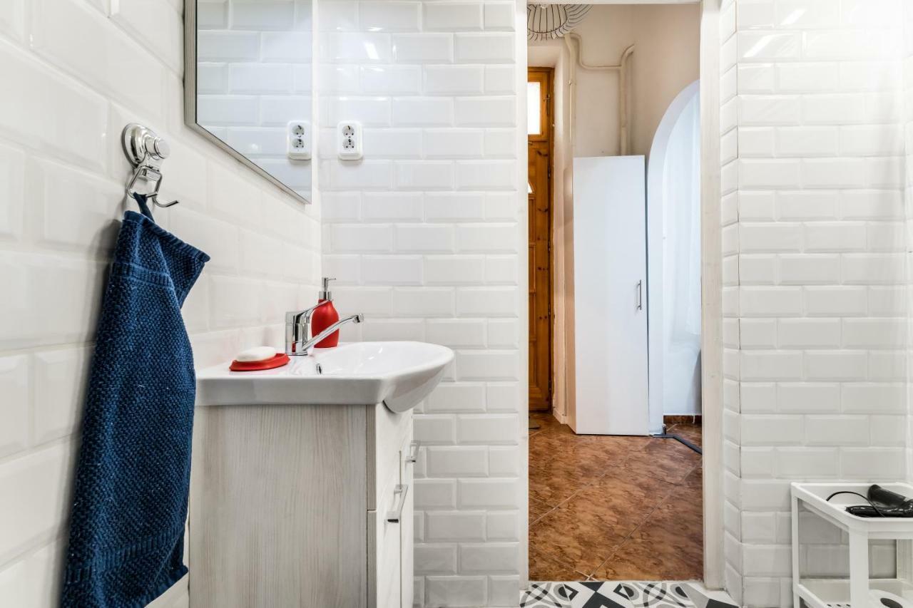 Bpr Cozy Rosie Apartment Budapeste Exterior foto